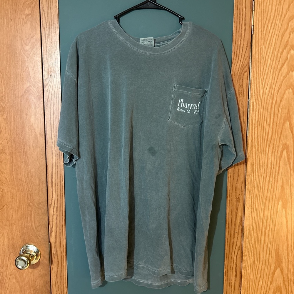 🎓 University of Georgia Vintage Pharmacy Tee 🎓